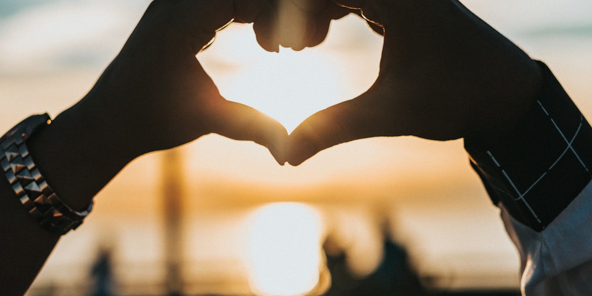 Pourquoi être attentionné ne suffit pas à garder une femme: ce que la psychologie révèle